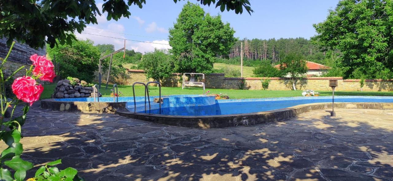 Хаджикольовата Къща Villa Medven Exterior foto