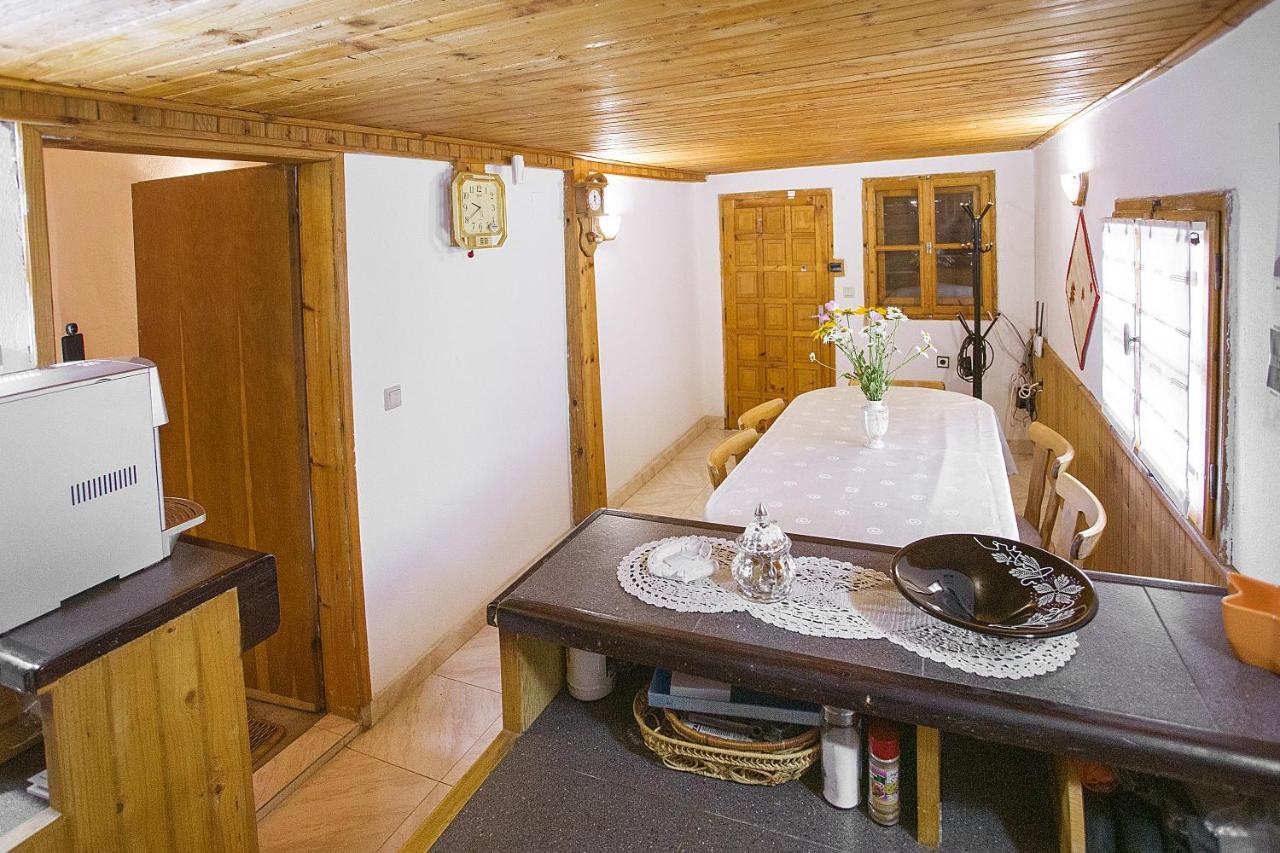 Хаджикольовата Къща Villa Medven Exterior foto
