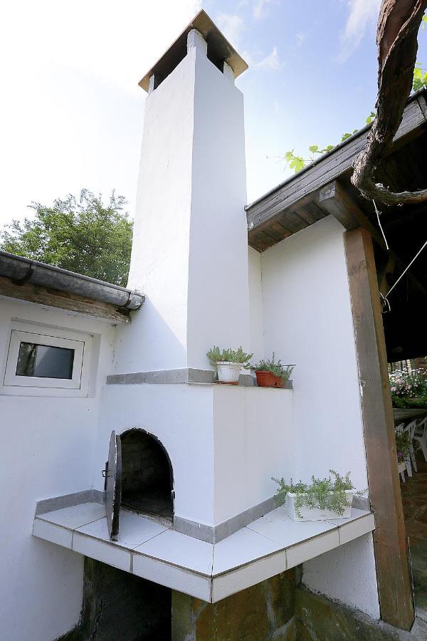 Хаджикольовата Къща Villa Medven Exterior foto